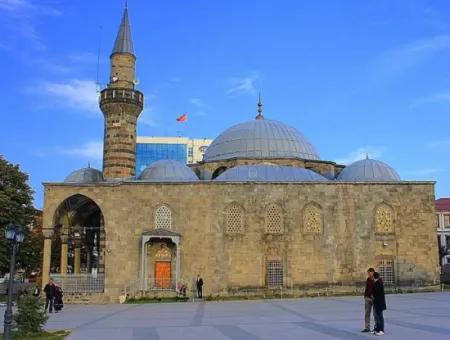 Congresses In The Footsteps Of Mustafa Kemal (Samsun, Havza, Tokat, Sivas, Erzurum) Tour